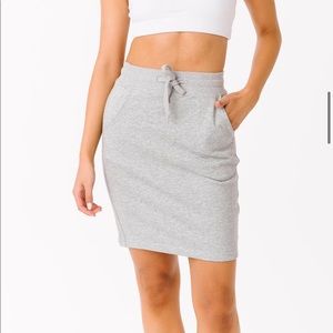 NWT Zyia Gray Take Me Everywhere Skirt Medium